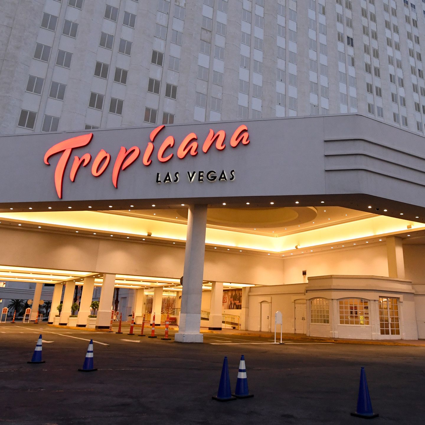 Tropicana 