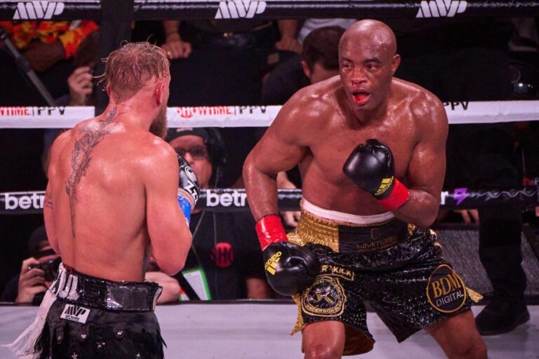 Ex-UFC rivals Anderson Silva, Chael Sonnen to box in Brazil