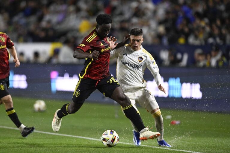 Galaxy travel to Seattle down two key offensive weapons