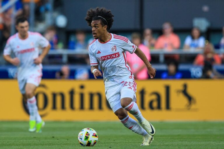 Crew acquire M Aziel Jackson from St