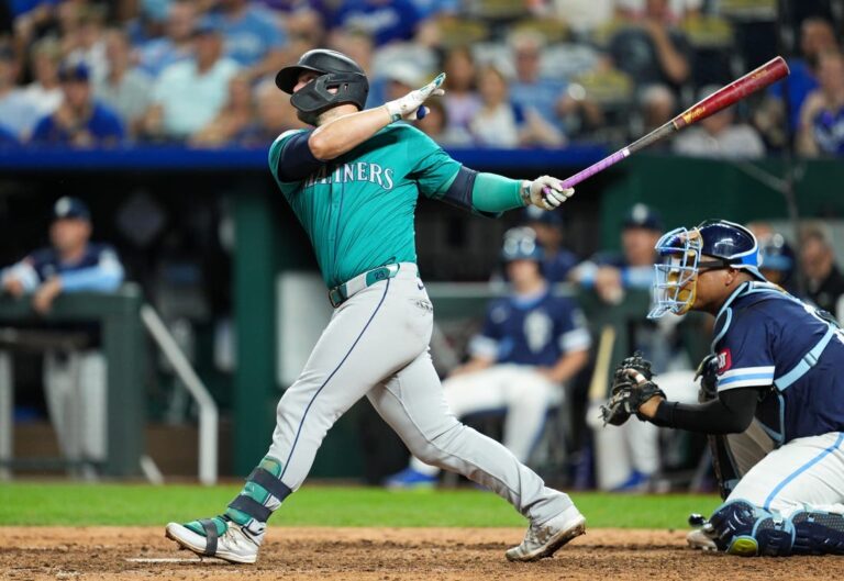 Mariners place 1B Ty France (heel) on injured list