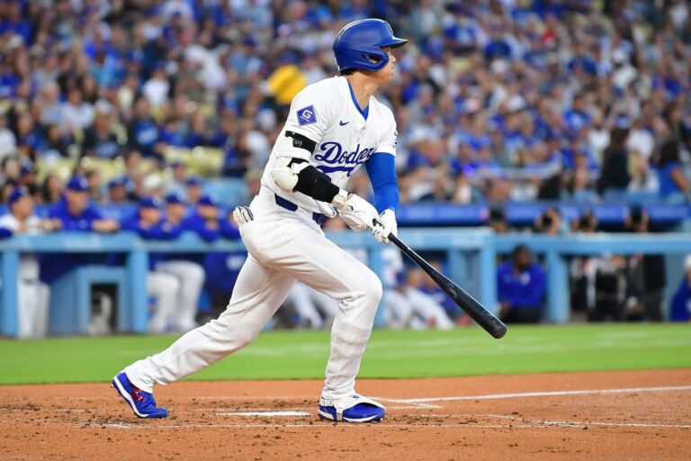 Dodgers get another shot at Corey Seager, Rangers