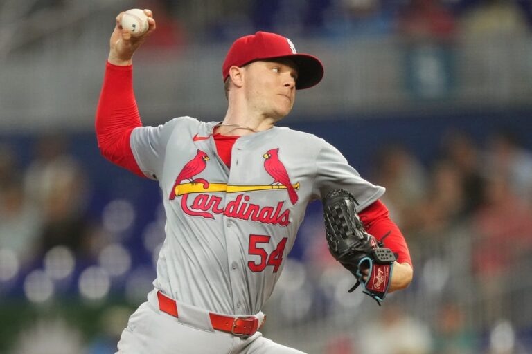 Cards' Sonny Gray faces former team in series with Reds