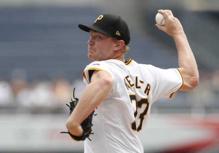 Bryan Reynolds lifts Pirates over Reds with late homer
