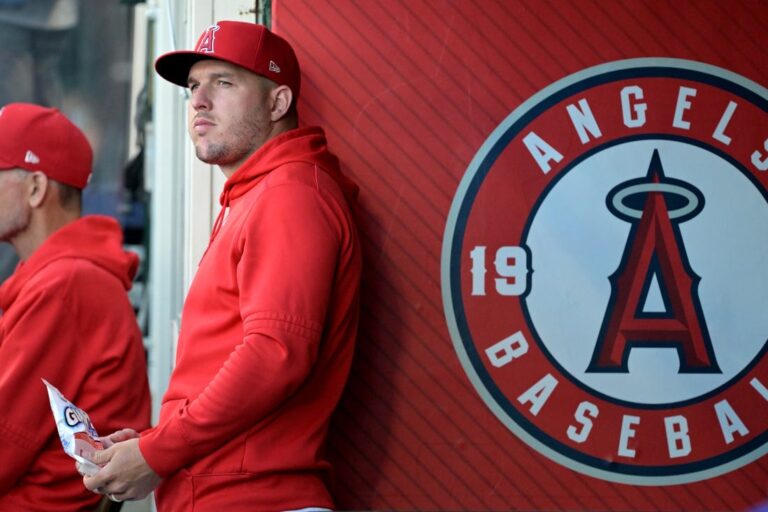 Angels OF Mike Trout (knee) targeting return by late July