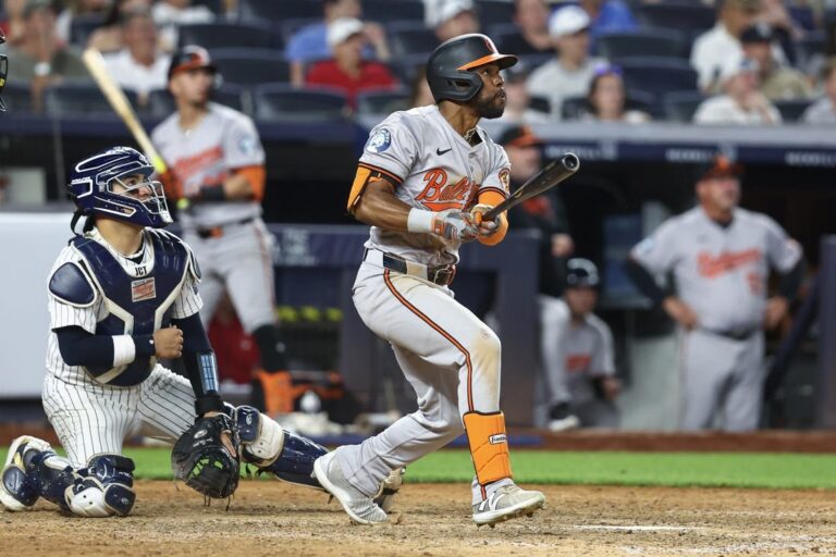 Orioles pursue record-setting series win over Yankees