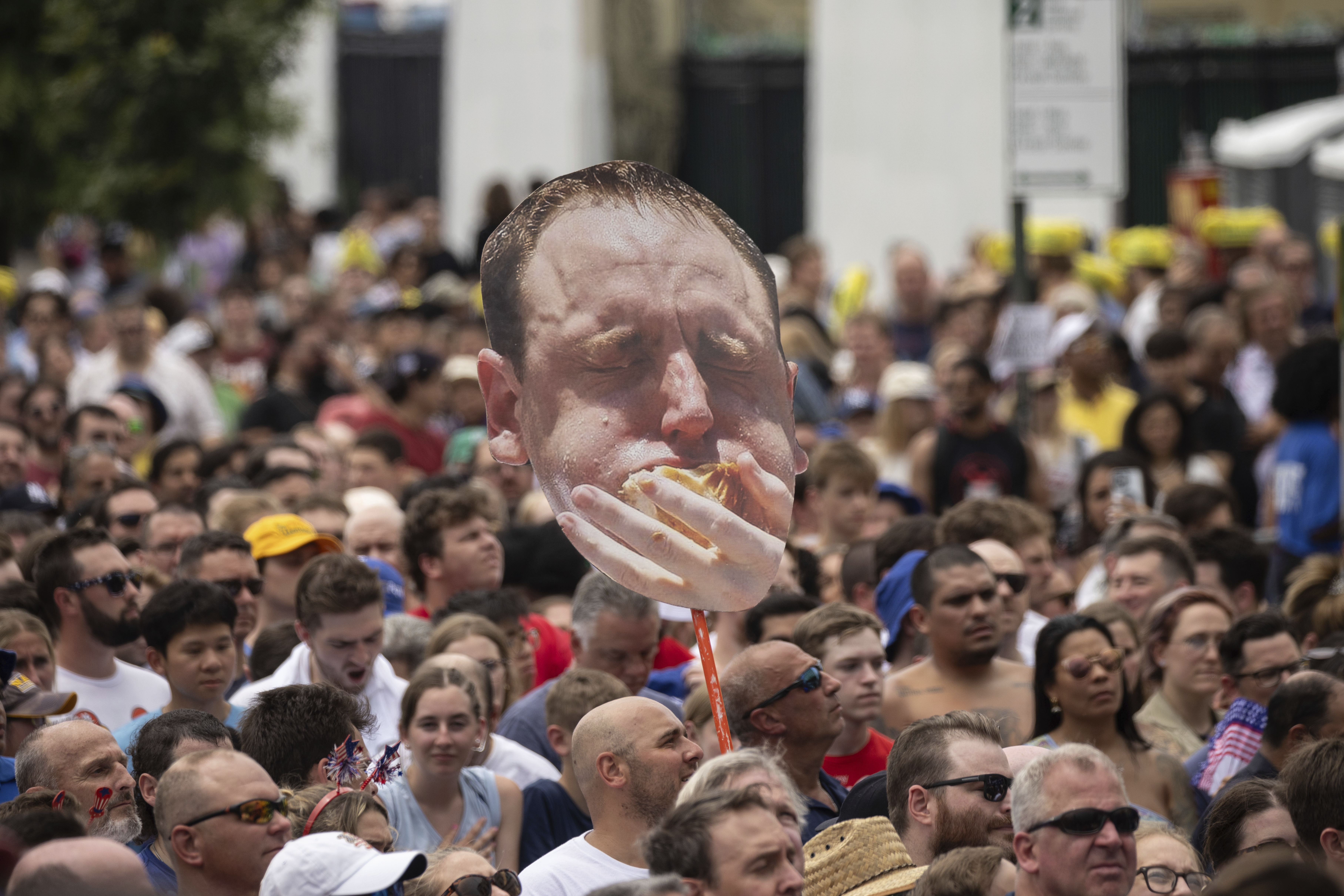 hot dog eating contest