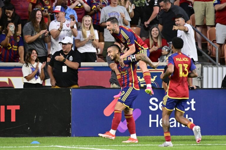 Diego Luna, Real Salt Lake pour it on in victory vs