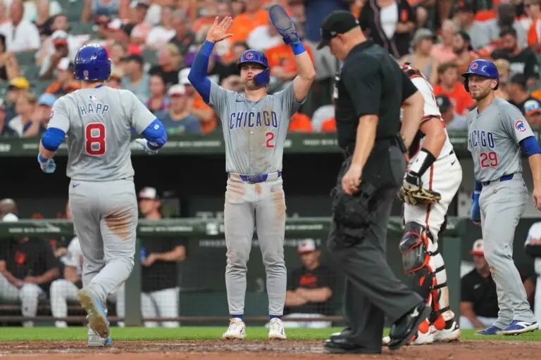 Cubs crank out 14 hits in blowout of O's