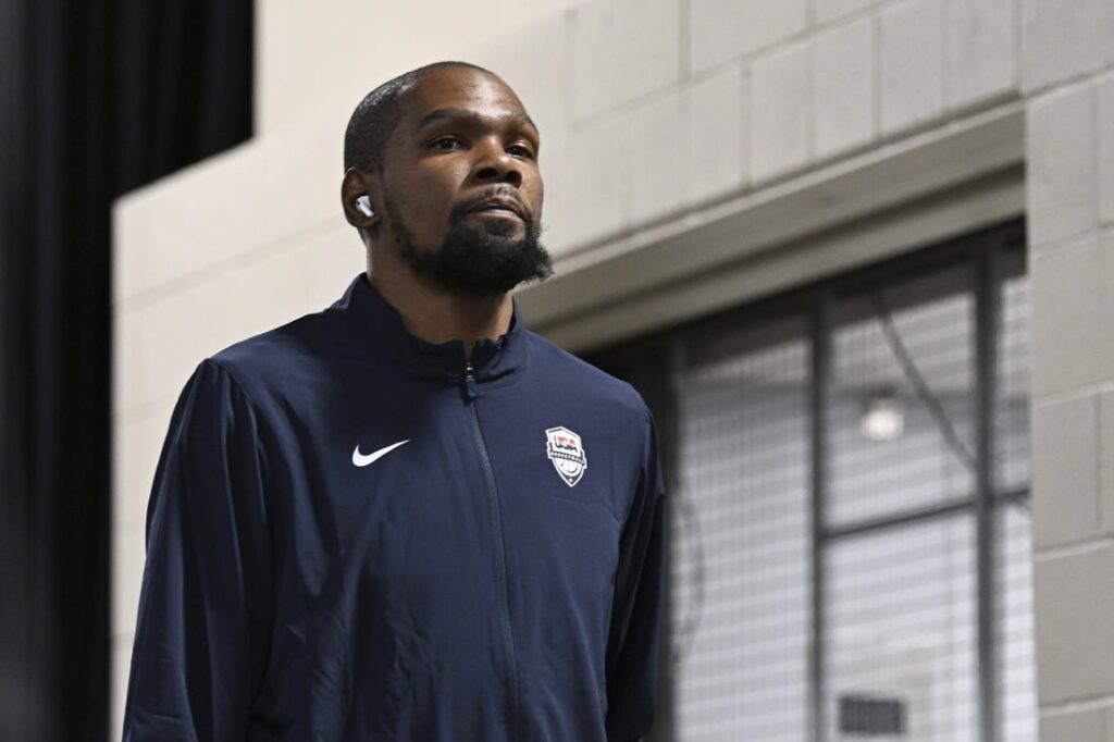 Kevin Durant practices with Team USA, targets exhibition game