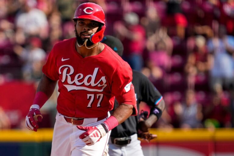 Rece Hinds, Reds strive for series win over Marlins