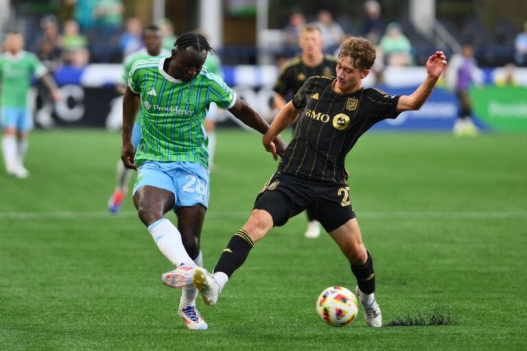 LAFC continue dominance over Sounders