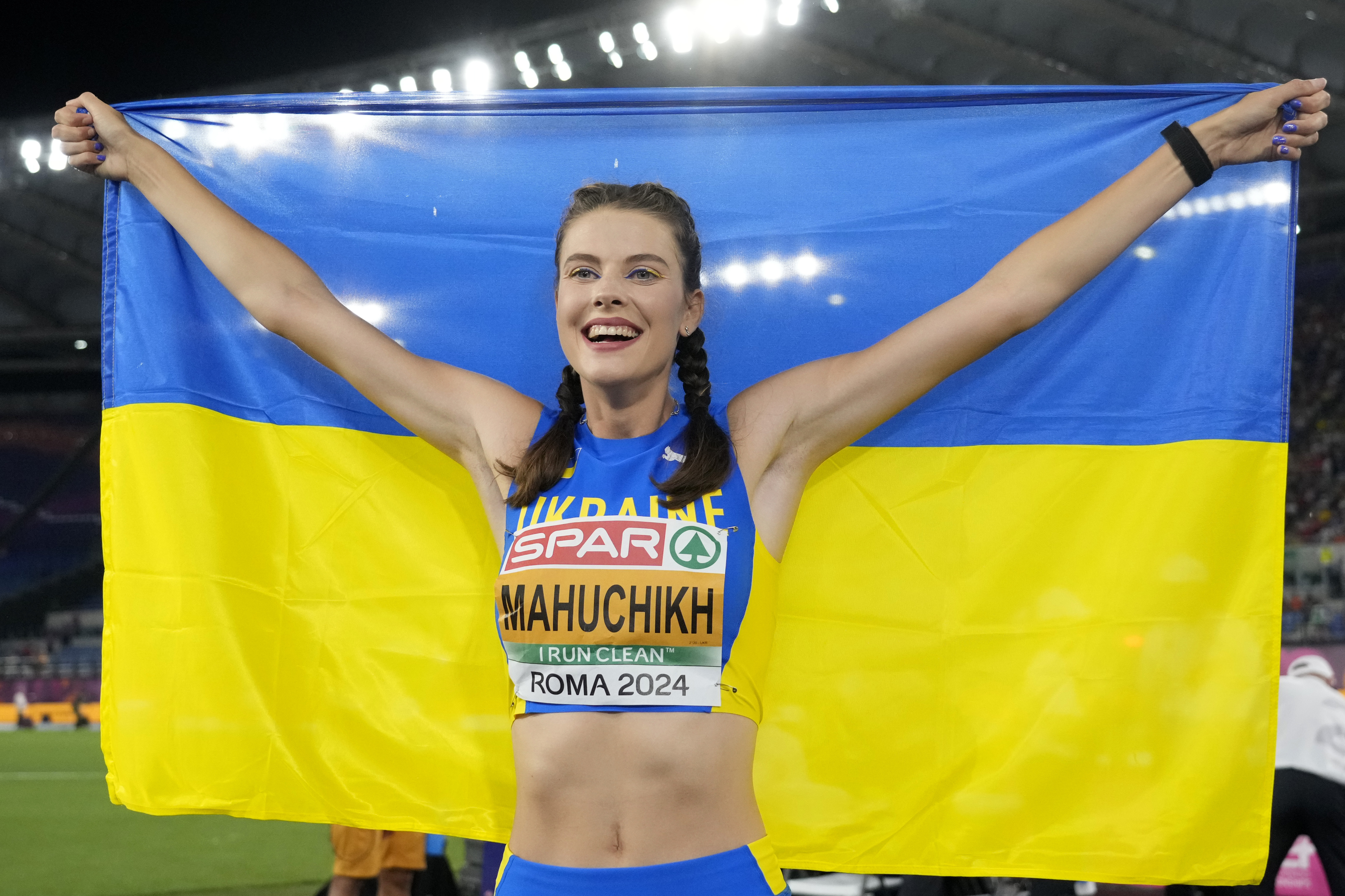 In an Olympic tuneup, Ukraine's top high jumper breaks the 37-year-old world record