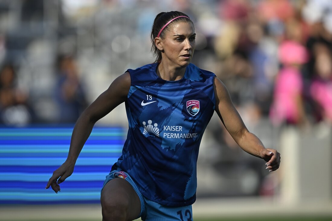 USWNT legend Alex Morgan announces retirement