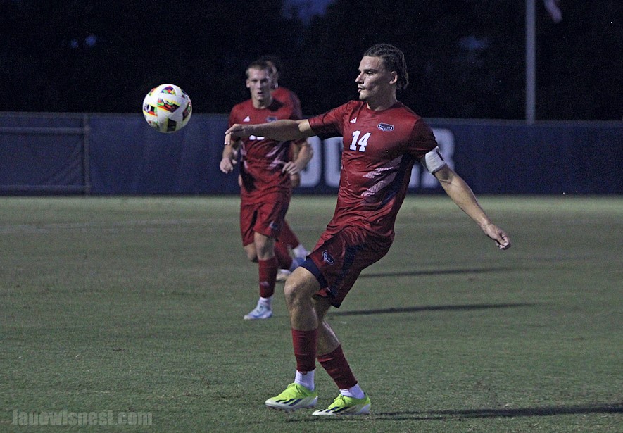 FAU Stuns FIU with Late Comeback to Win 2-1 in Rainy Rivalry Match