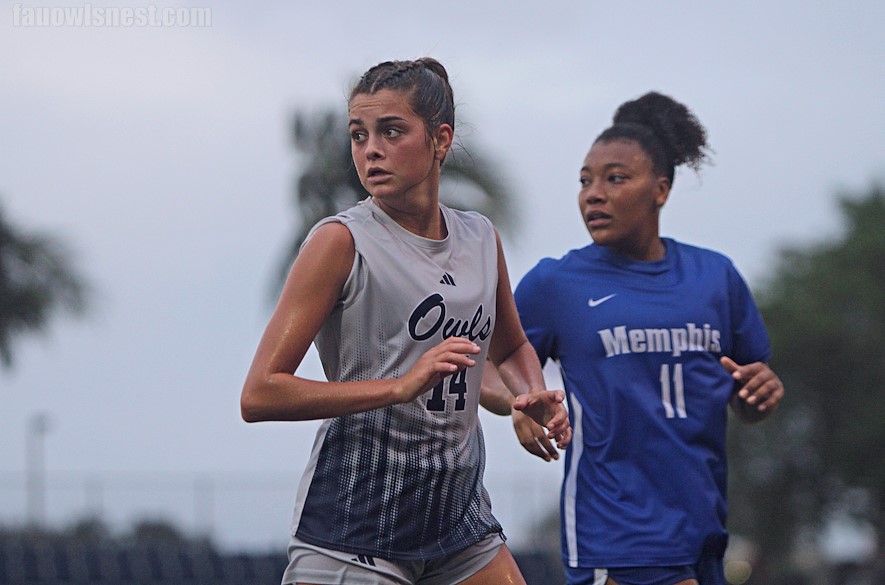 Another Rainy Day: FAU Falls Short in 1-0 loss to Memphis Amid Rainy Conditions