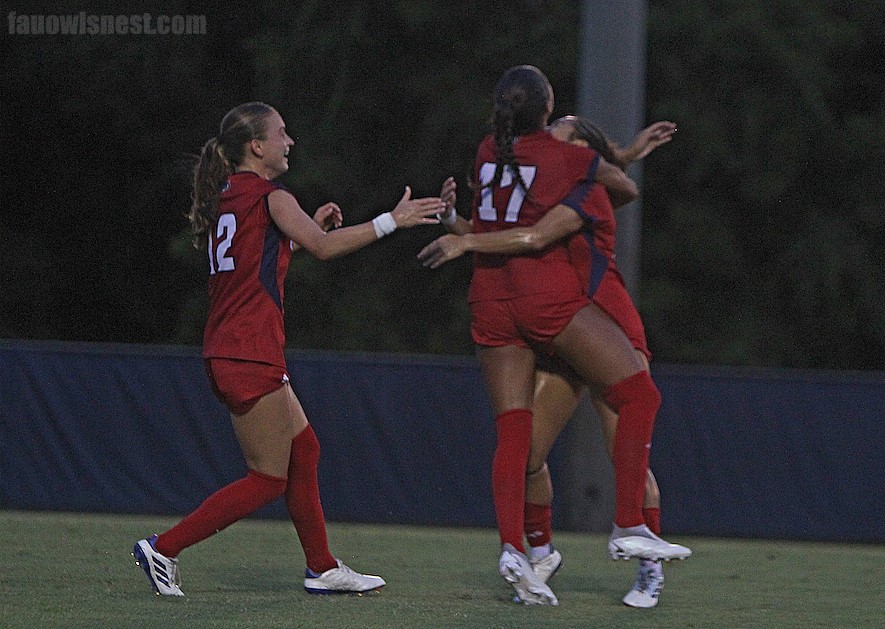 FAU-Womens-Soccer-Temple-Story-10-24-24-Jodi-Smith