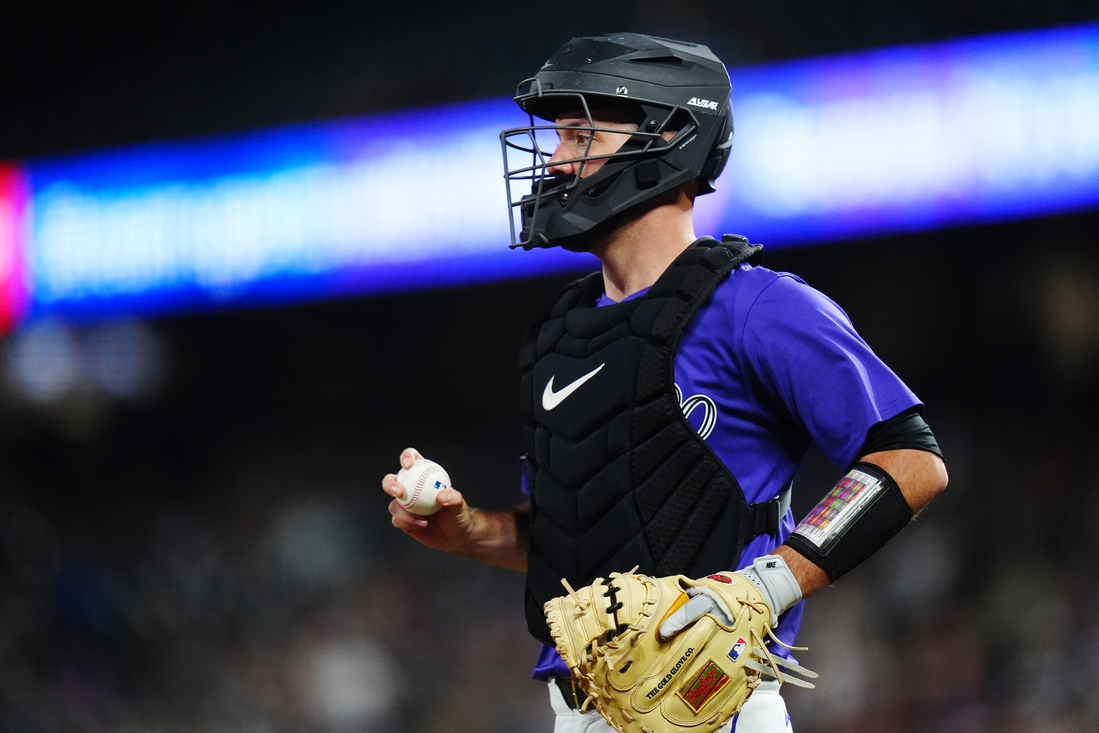 Rockies re-sign C Jacob Stallings to 1-year deal