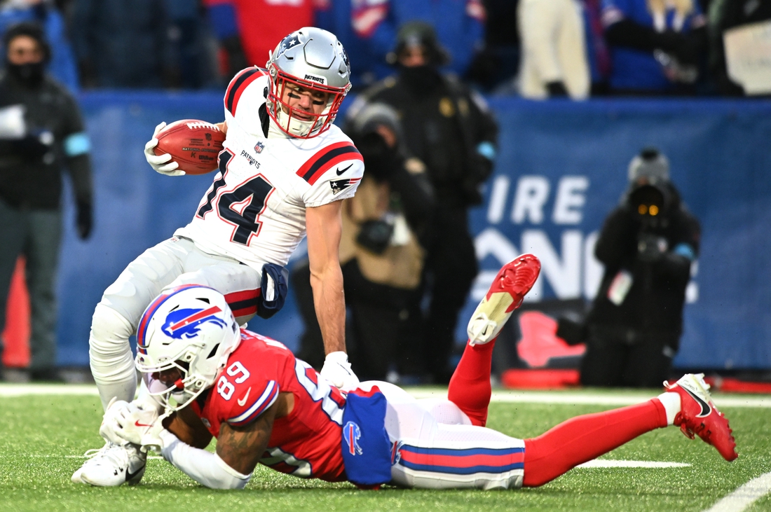 Bills rally from 14 down to stymie Patriots