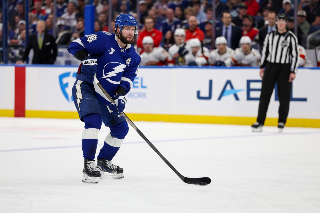 Nikita Kucherov gets goal, ejection as Lightning blank Panthers