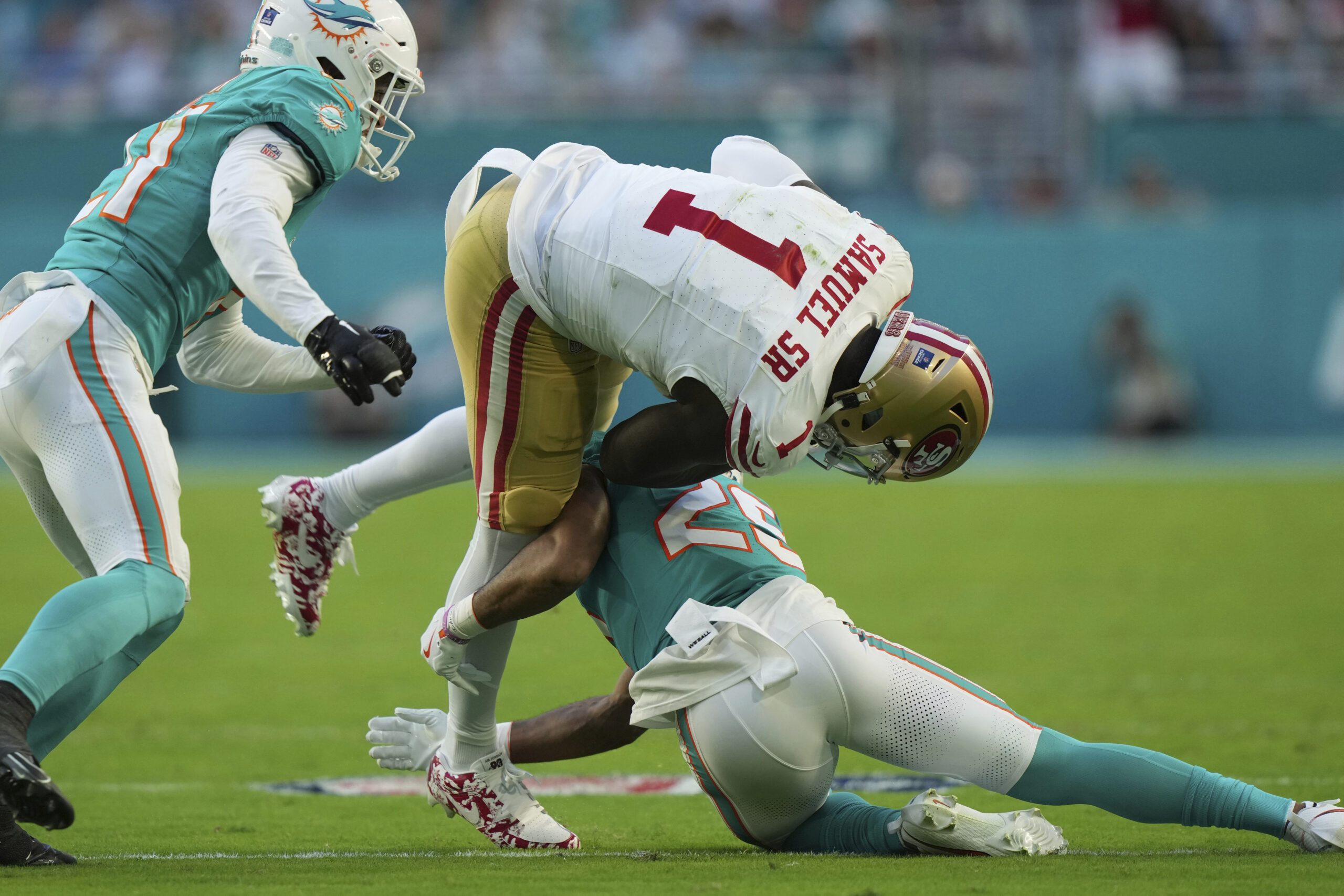 49ers Dolphins Football